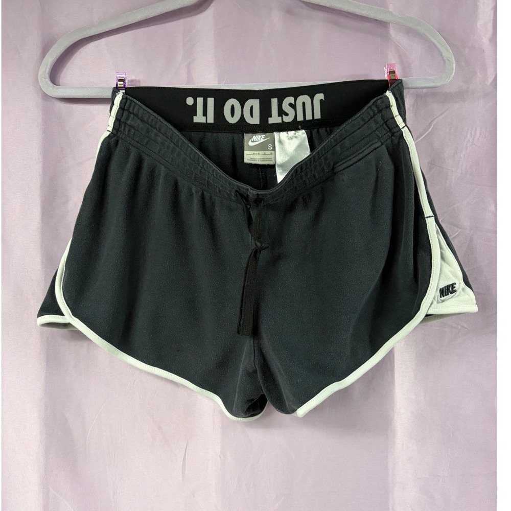Nike Womens Just Do It Athletic Shorts Black White Dolphin Hem Size S